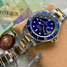 Load image into Gallery viewer, 2005 Rolex 16613 Blue Submariner 16613 LB Bluesy Serviced + Box + Papers
