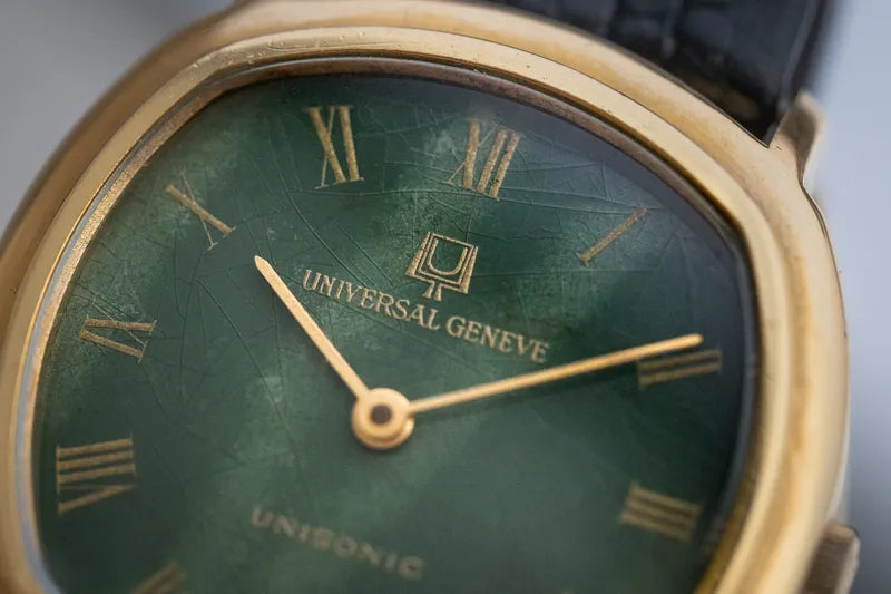 34mm Vintage Universal Geneve Gold Unisonic 151100 - Green dial