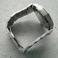 Load image into Gallery viewer, 39mm Baume &amp; Mercier Riviera M0A10748 - Box + Papers + extra Strap!
