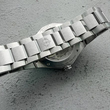 Load image into Gallery viewer, 39mm Baume &amp; Mercier Riviera M0A10748 - Box + Papers + extra Strap!
