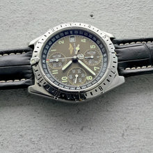 Load image into Gallery viewer, 39mm Breitling Chronomat Automatic A20048 - Serviced!
