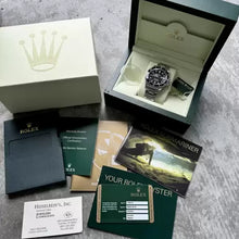 Load image into Gallery viewer, 40mm Rolex Submariner 16610 – Box Papers + Bezel Protector! - SEL +No Holes Cas
