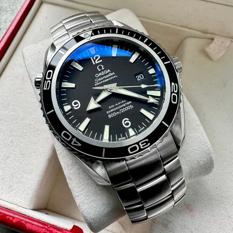 45.5mm Omega Seamaster Planet Ocean Stainless 22005000 - Box Papers Serviced