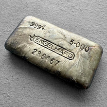 Load image into Gallery viewer, 5 oz Engelhard .999 Silver Poured bar - Attractive!
