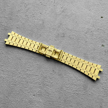 Load image into Gallery viewer, Authentic Audemars Piguet Royal Oak Bracelet 1220 Reference 18k Solid Yellow gold
