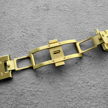 Load image into Gallery viewer, Authentic Audemars Piguet Royal Oak Bracelet 1220 Reference 18k Solid Yellow gold
