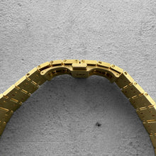 Load image into Gallery viewer, Authentic Audemars Piguet Royal Oak Bracelet 1220 Reference 18k Solid Yellow gold

