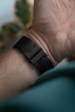 Load image into Gallery viewer, Baume Mercier 43mm Riviera Chronograph 8712  Solid 18K gold Bezel
