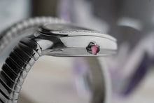 Load image into Gallery viewer, Bulgari Serpenti Tobogas SP35S Single Spiral SP 35 S- Factory set Diamond bezel
