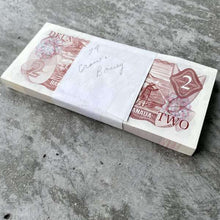 Load image into Gallery viewer, 1974 Bundle of $2 Canada Banknotes 100 Consecutive - Very Clean Condition!
