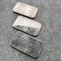Consecutive set of 3 Vintage Engelhard Industries 1oz Silver Bars