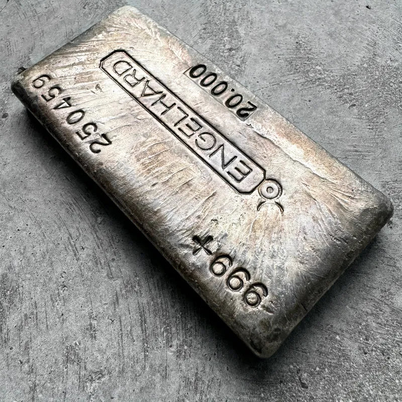 Engelhard 20oz Poured bar with stunning pour lines