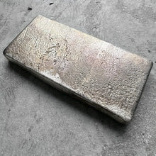 Load image into Gallery viewer, Engelhard 20oz Poured bar with stunning pour lines
