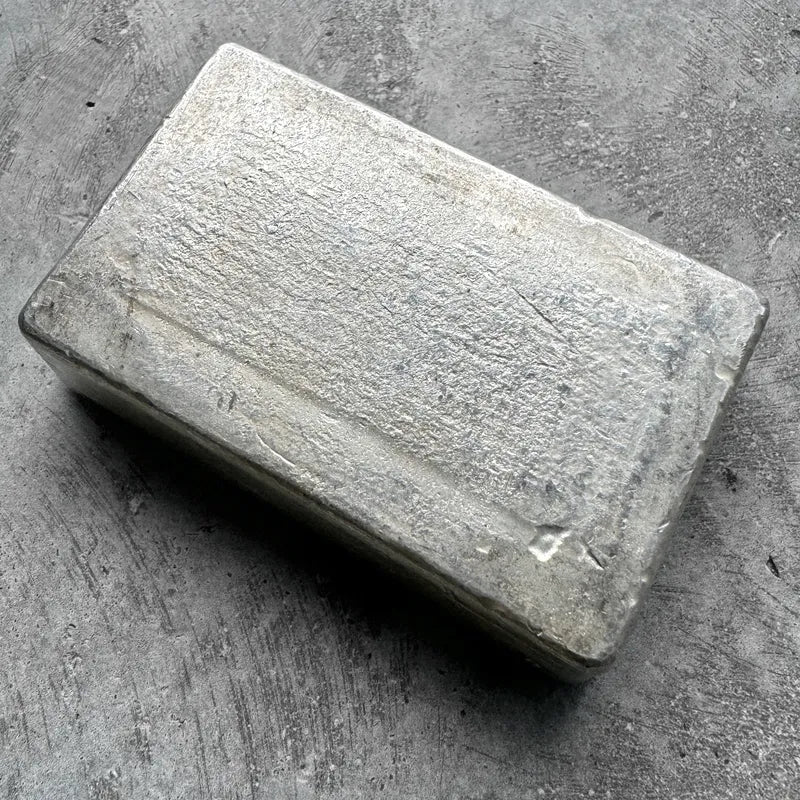 Engelhard 25oz Poured bar with stunning pour lines