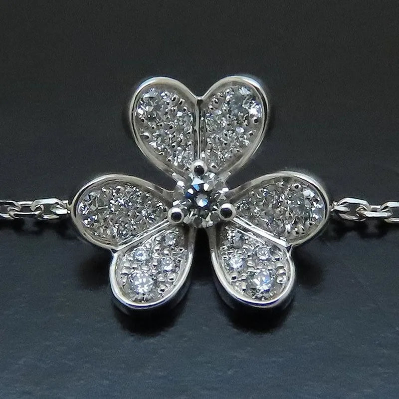 Van Cleef & Arpels mini Frivole  18K White Gold Diamonds VCARP3W200+ Appraisal