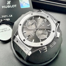 Load image into Gallery viewer, Hublot Classic Fusion Racing Grey 521.NX.7071.LR Automatic Titanium Box/ Papers
