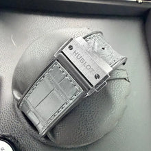 Load image into Gallery viewer, Hublot Classic Fusion Racing Grey 521.NX.7071.LR Automatic Titanium Box/ Papers
