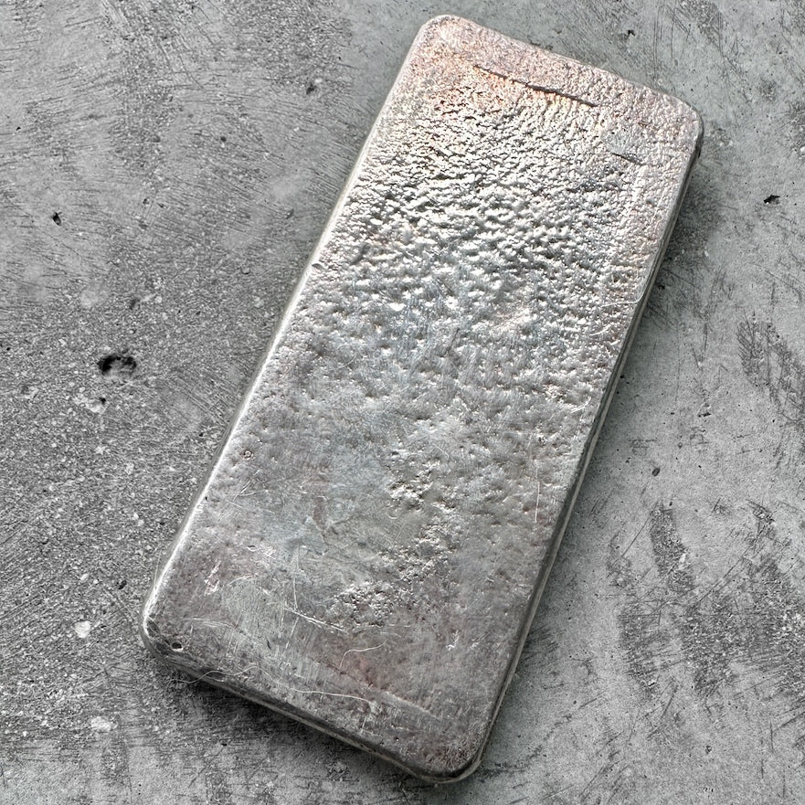 Vintage Johnson Matthey & Mallory 1/2 Kilo with nice pour lines