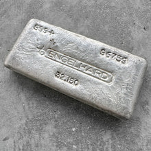 Load image into Gallery viewer, Vintage Engelhard Kilo poured silver bar 32.15oz

