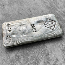 Load image into Gallery viewer, Vintage Johnson Matthey London 20oz poured silver bar incredible pour lines
