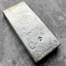 Load image into Gallery viewer, Vintage Engelhard kilo poured silver bar - Rainbow Toning
