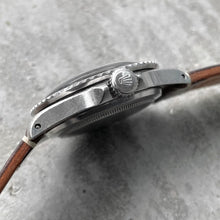 Load image into Gallery viewer, 1962 Gilt Rolex Submariner 5512 Pointed Crown Guard
