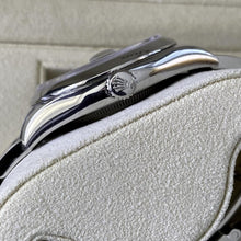 Load image into Gallery viewer, 2019 Rolex Datejust - Black dial 116200 Box + Papers
