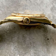 Load image into Gallery viewer, 1973 Rolex President 1803 Pie Pan Gold Dial in all original Condition! Serviced
