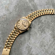 Load image into Gallery viewer, 1973 Rolex President 1803 Pie Pan Gold Dial in all original Condition! Serviced
