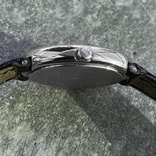 Load image into Gallery viewer, Ladies Bvlgari 18K White Gold Watch 24mm Stunning Oval Shape
