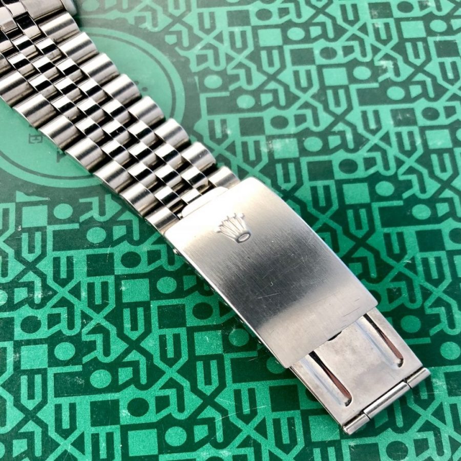 Rolex 16220 with Eggshell Roman Number Dial