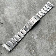 Load image into Gallery viewer, 1977 Vintage Rolex 9315 Rolex Bracelet with 380 end-links 20mm 5513 1680 Patented
