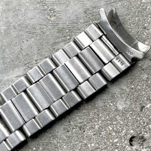 Load image into Gallery viewer, 1977 Vintage Rolex 9315 Rolex Bracelet with 380 end-links 20mm 5513 1680 Patented
