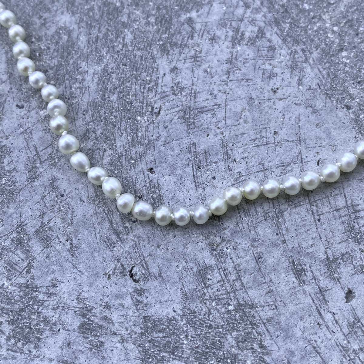 Vintage Natural Pearl Necklace - Pinctada Species