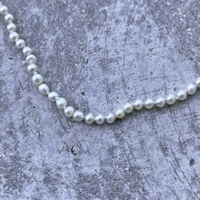 Load image into Gallery viewer, Vintage Natural Pearl Necklace - Pinctada Species
