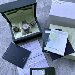 Rolex Dayona 116520 complete with box and papers