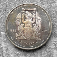 Load image into Gallery viewer, 1982 Weston Johnson Matthey Round 1oz Silver
