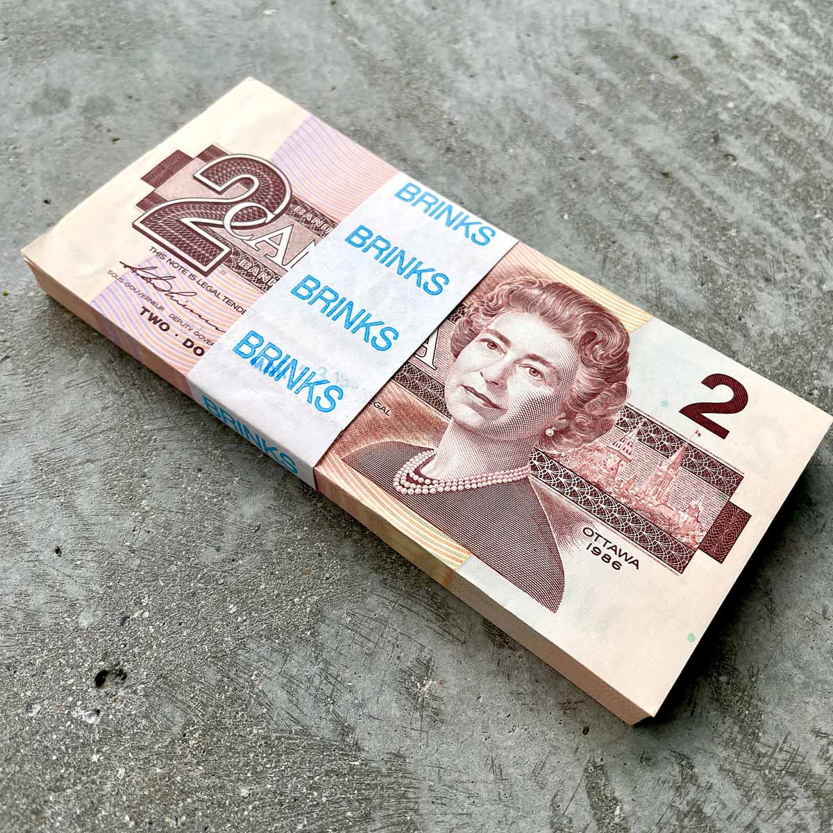 1986 Bundle of $2 Canada Banknotes 100 Consecutive - Neat Brinks Wrapper!