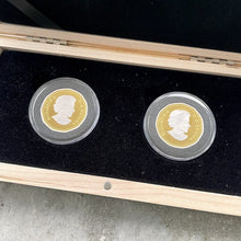 Load image into Gallery viewer, 2017 Canada $250 .9999 Gold Coin Oliver
