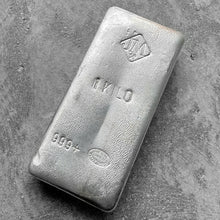 Load image into Gallery viewer, Scarce Johnson Matthey 1 Kilo .999 Silver Poured Bar 32.15 oz – Small Logo
