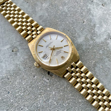 Load image into Gallery viewer, 1980 Vintage Rolex Date 1503 Mens 14K Yellow Gold Watch Champagne Dial Jubilee
