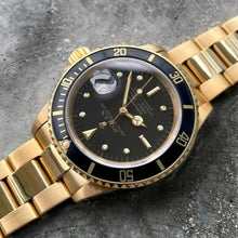Load image into Gallery viewer, 1986 Rolex Submariner Yellow Gold 16808 Matte Black Nipple Dial Crisp + Serviced
