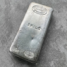 Load image into Gallery viewer, Vintage Johnson Matthey Mallory Kilo Silver bar
