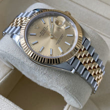 Load image into Gallery viewer, 41mm Rolex Datejust 126333 Gorgeous condition Jubilee Bracelet
