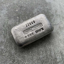 Load image into Gallery viewer, Engelhard 5oz .999 Fine Silver 5 Digit Poured Bar
