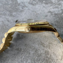 Load image into Gallery viewer, 1968 Rolex President 1803 Pie Pan &#39;Door Step&#39; Dial in all original condition!
