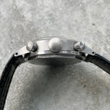 Load image into Gallery viewer, 1940s Mido Multichrono with aged dial
