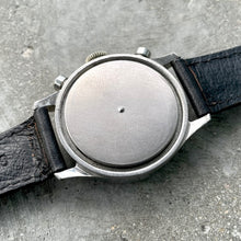 Load image into Gallery viewer, 1940s Mido Multichrono with aged dial
