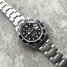 Load image into Gallery viewer, Rolex 16610 Submariner in Stainless Steel
