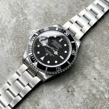 Load image into Gallery viewer, Rolex 16610 Submariner in Stainless Steel
